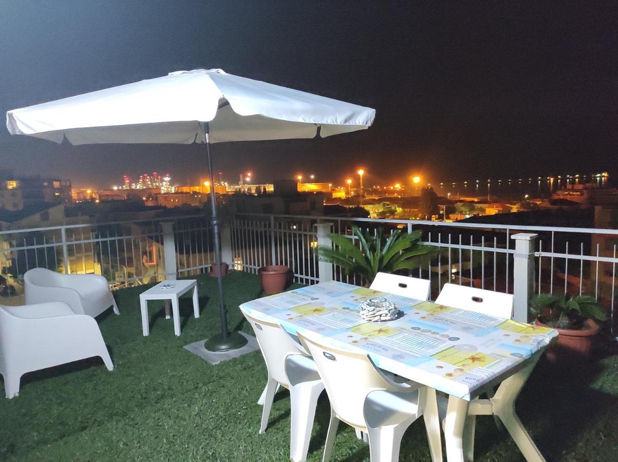 La Terrazza Leilighet Falconara Marittima Eksteriør bilde
